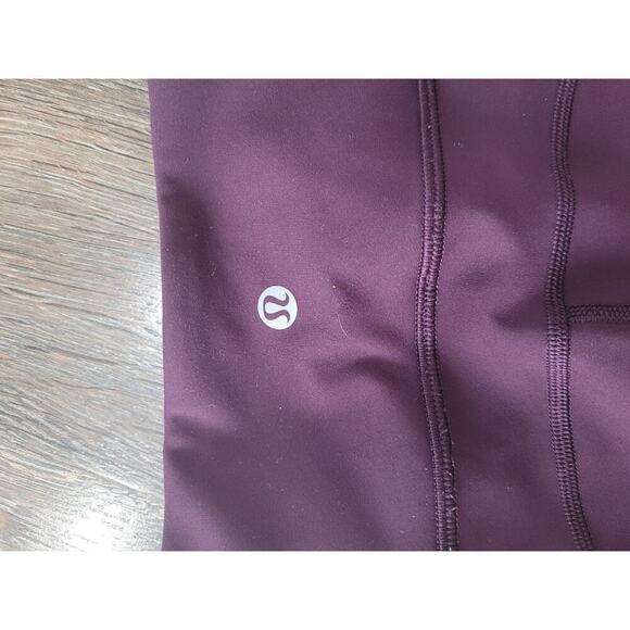 Lululemon Capri Women's Leggings 4 Purple  21"‎ Cross Lace Design #9 - Picture 5 of 5